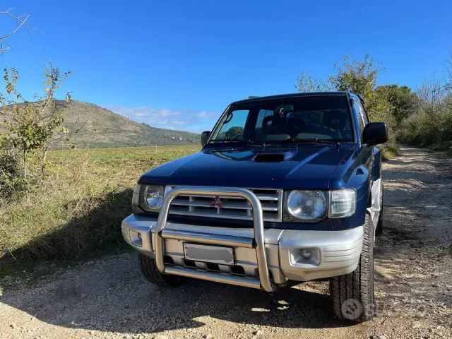 Mitsubishi Pajero ('82-'00)