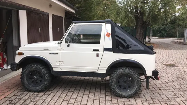Suzuki SJ400/Samurai
