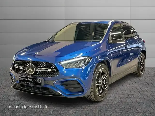 Mercedes-Benz GLA 200