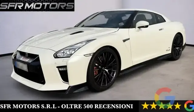 Nissan GT-R