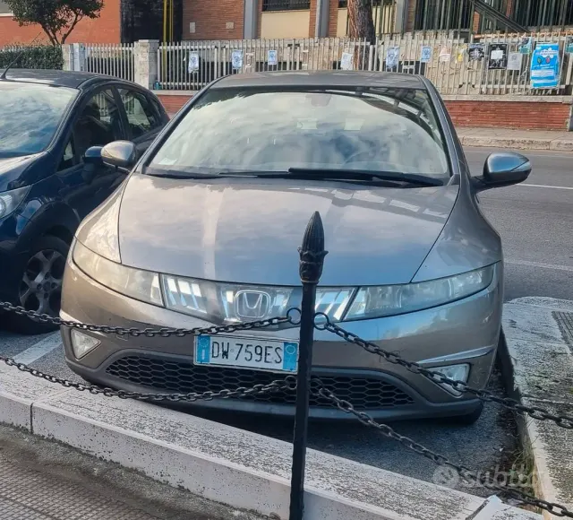 Honda Civic 8ª serie