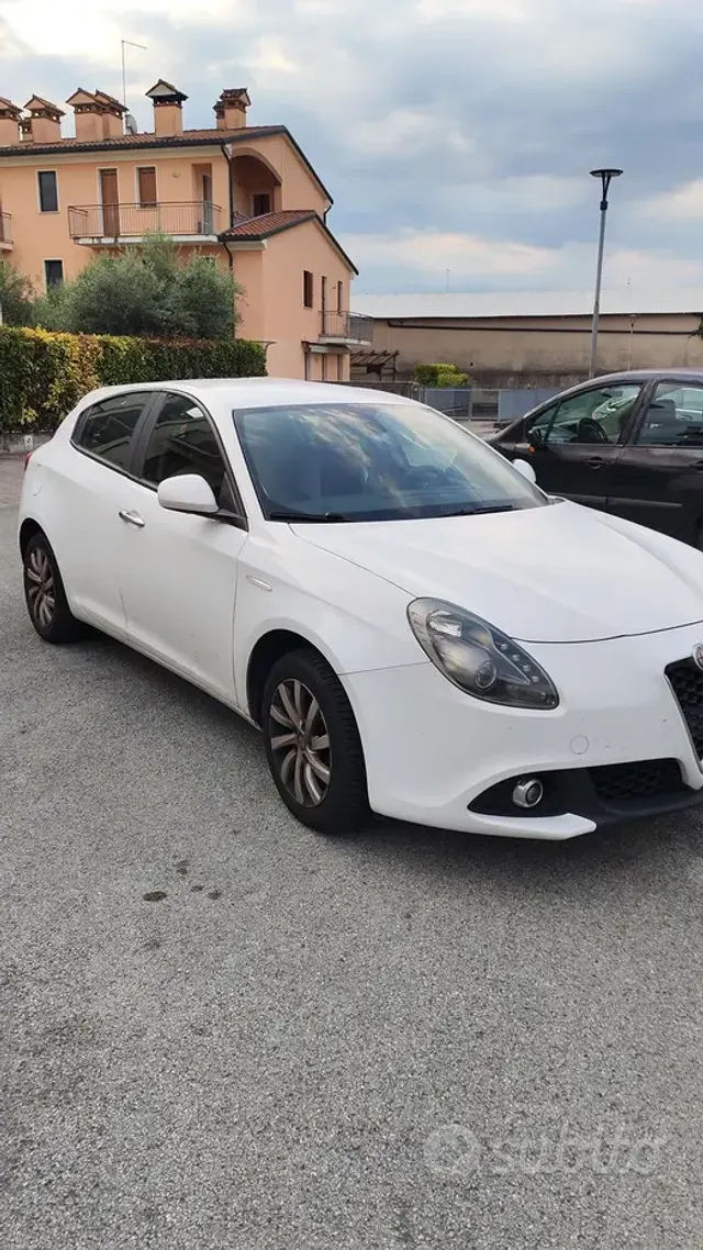 Alfa Romeo Giulietta (2010-21)