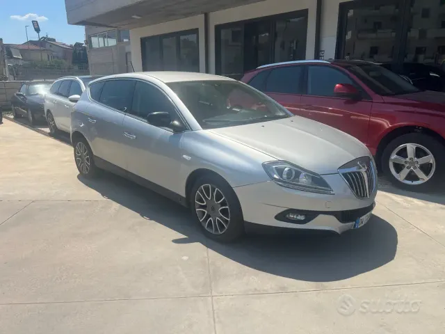 Lancia Delta (2008-2015)