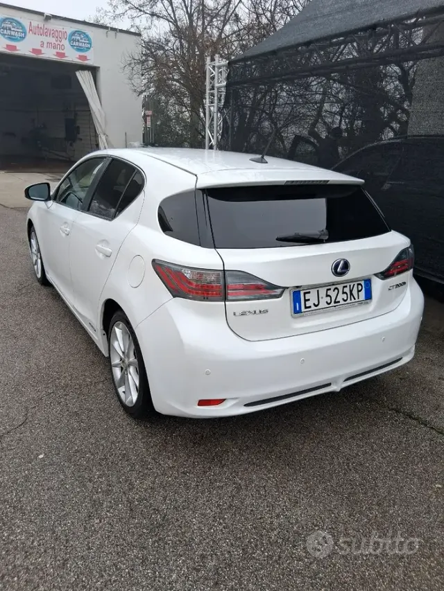 Lexus CT