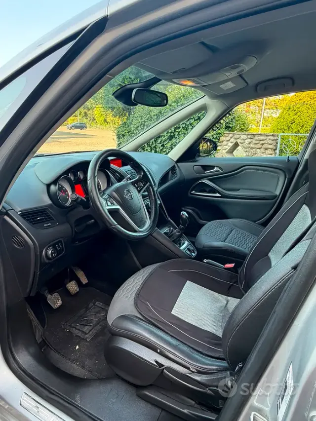 Opel Zafira 3ª serie