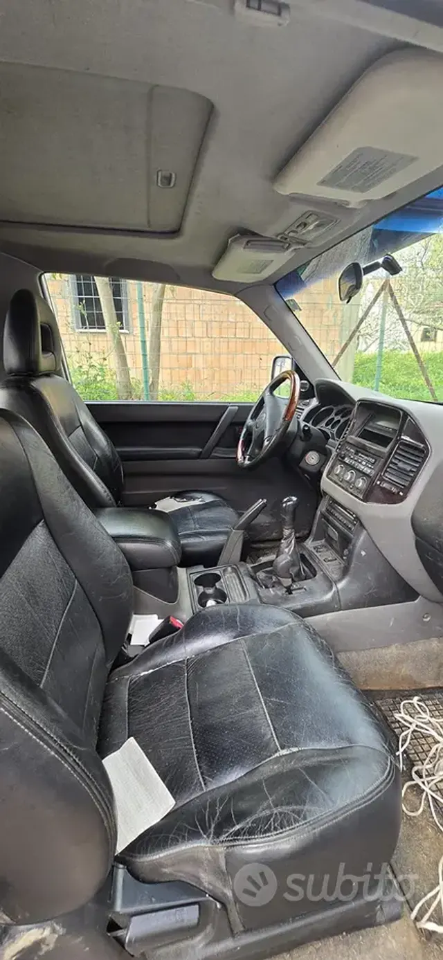 Mitsubishi Pajero (2000-2007)