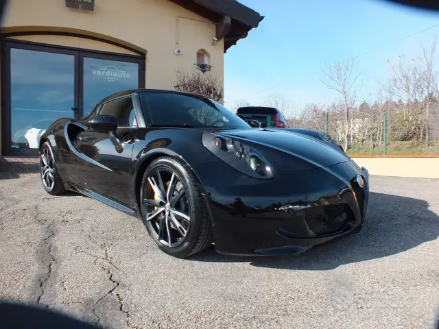Alfa Romeo 4C