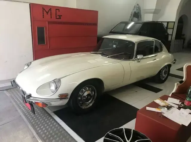 Jaguar E-Type