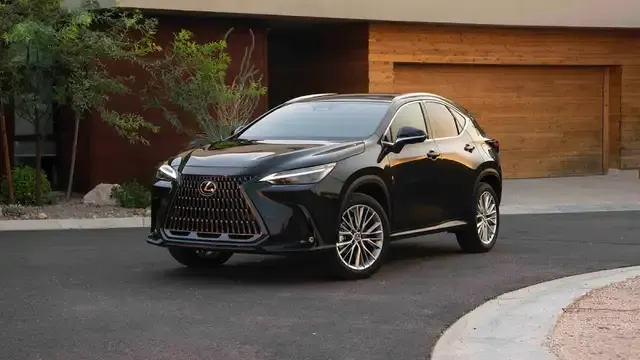 Lexus NX 450h+