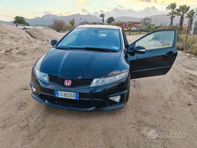 Honda Civic 8ª serie