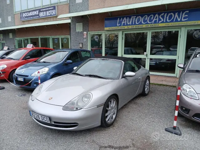 Porsche 911 (996)