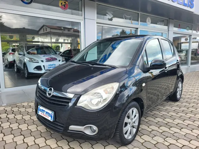 Opel Agila 2ª serie