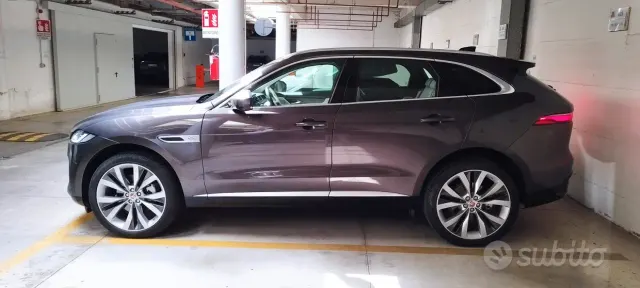 Jaguar F-Pace (X761)