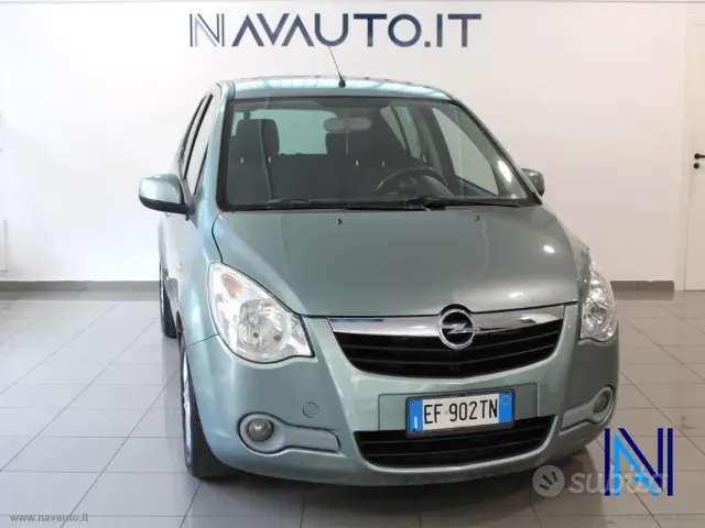Opel Agila 2ª serie