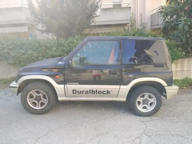 Suzuki e Vitara