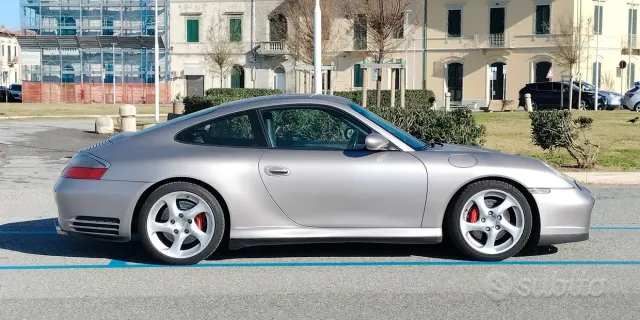 Porsche 911 (996)