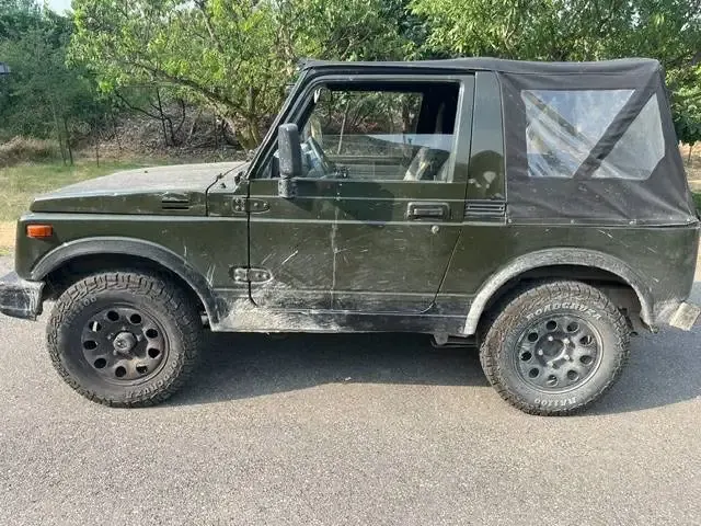 Suzuki Santana