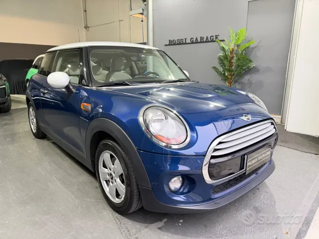 MINI Mini 4ª serie (F56)