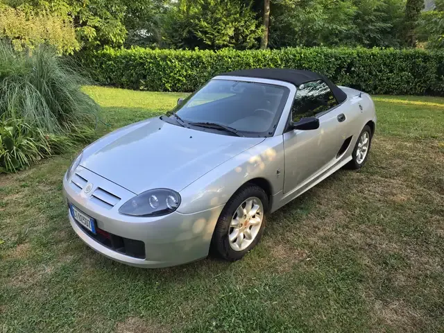 MG TF