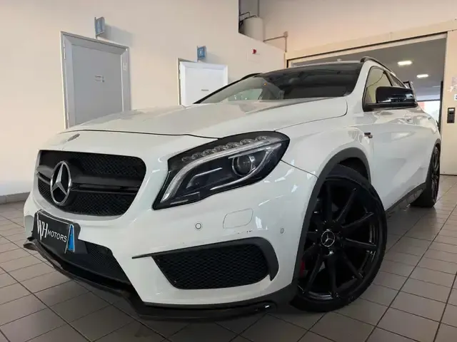 Mercedes-Benz GLA 45 AMG