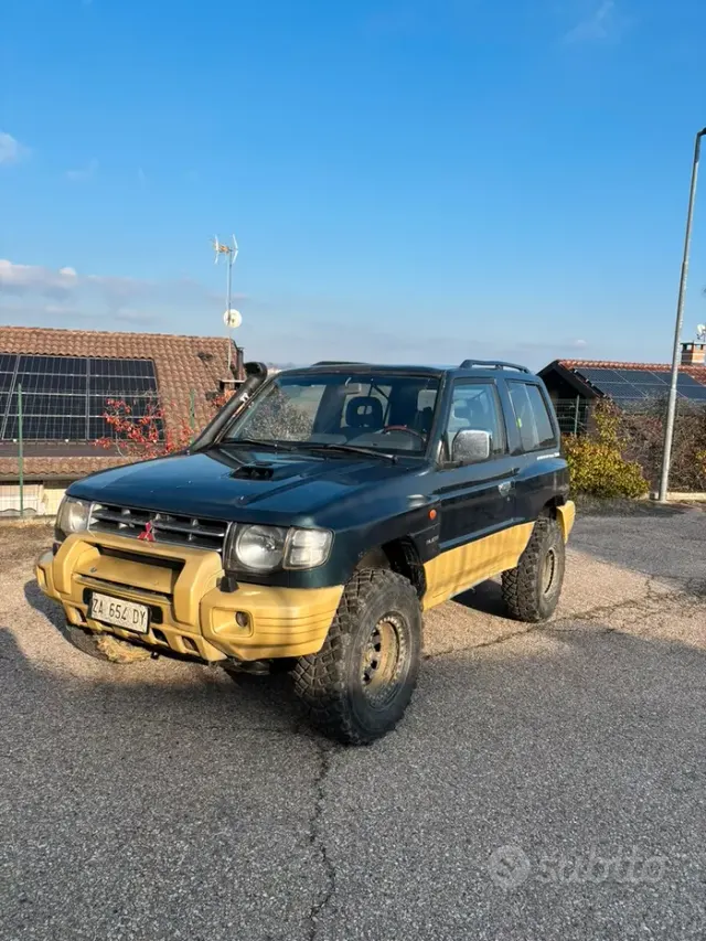 Mitsubishi Pajero ('82-'00)