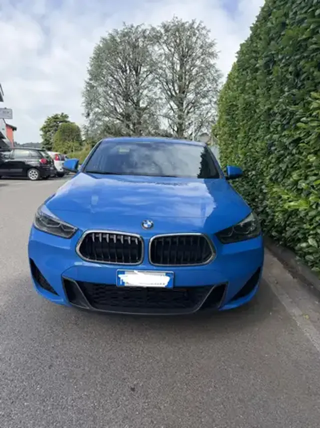 BMW X2