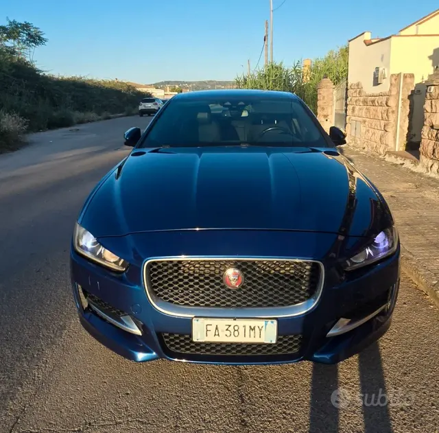 Jaguar XE (X760)
