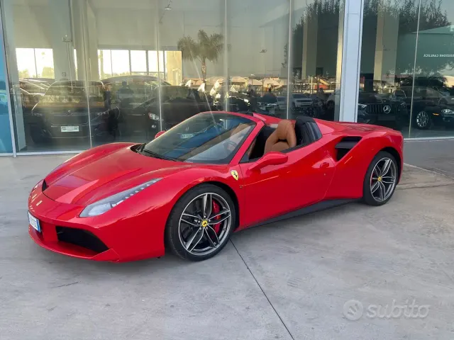 Ferrari 488