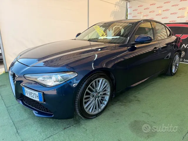 Alfa Romeo Giulia (2016)