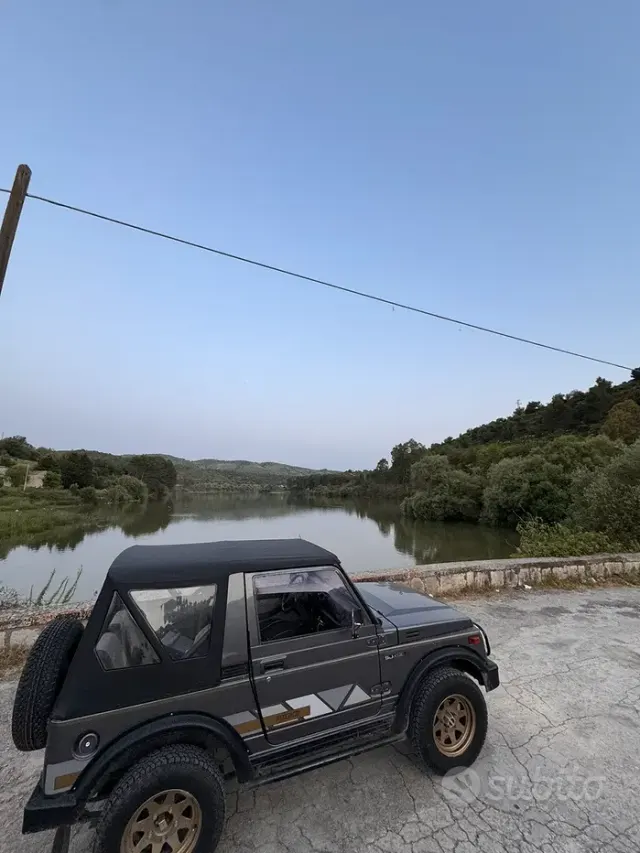 Suzuki SJ400/Samurai