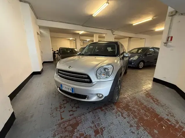 MINI Cooper D Countryman