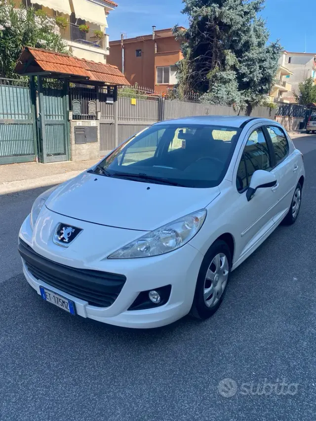 Peugeot 207