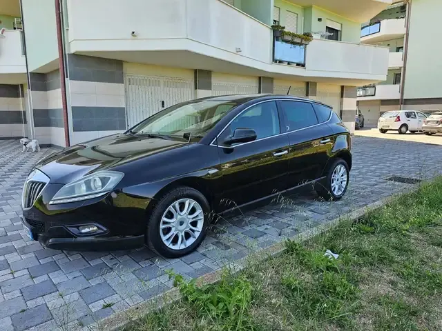 Lancia Delta
