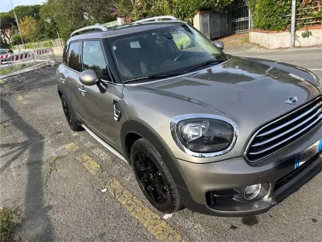 MINI Countryman C