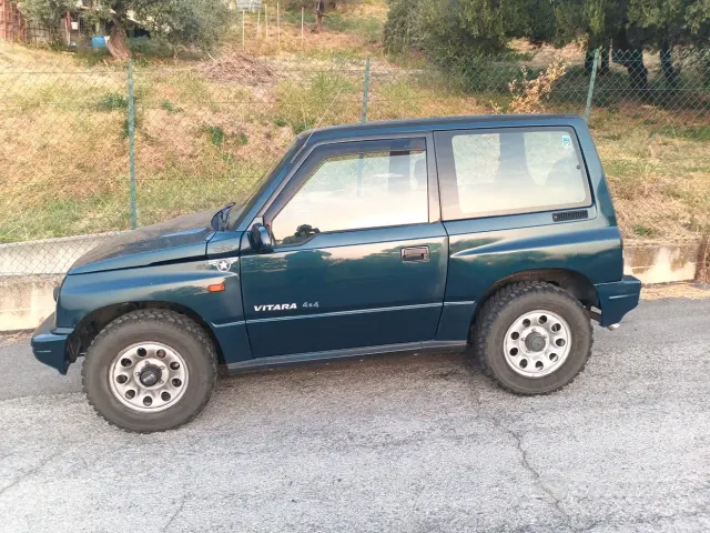 Suzuki Vitara/Sidekick