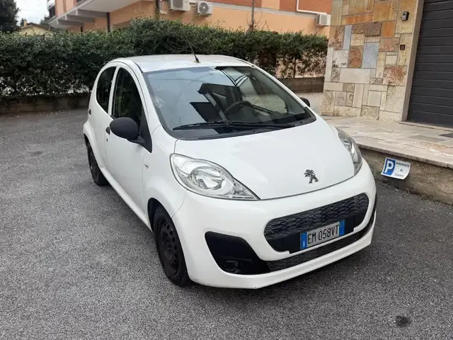 Peugeot 107