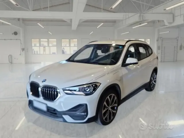 BMW X1 (F48)