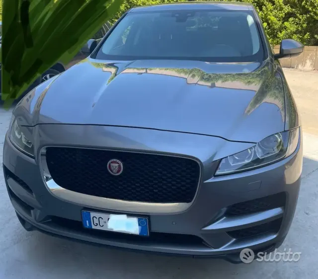 Jaguar F-Pace (X761)