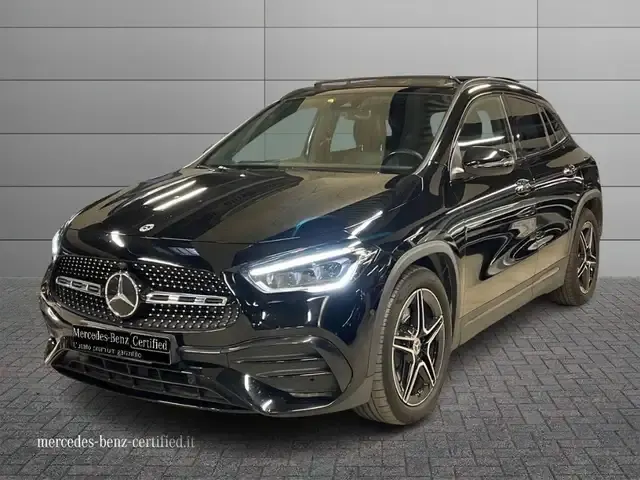 Mercedes-Benz GLA 200