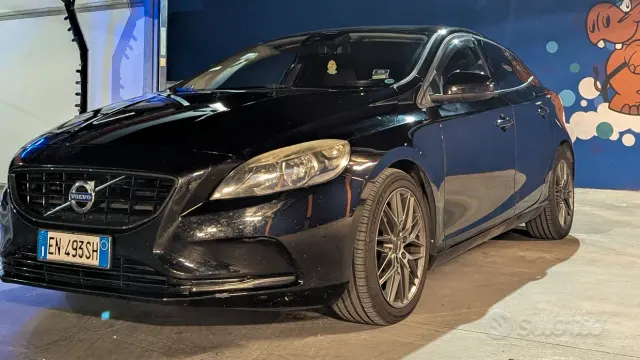 Volvo V40 (2012-2020)