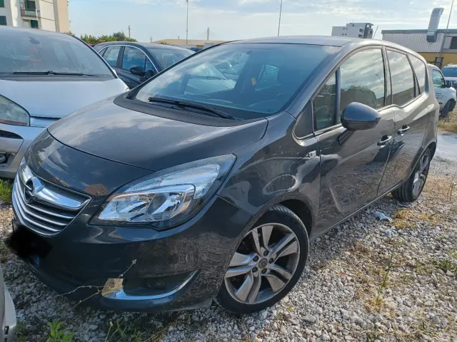 Opel Meriva 2ª serie
