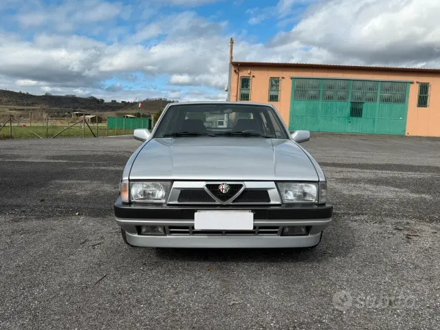 Alfa Romeo 75