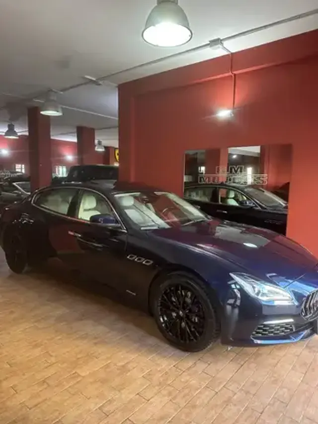 Maserati Quattroporte