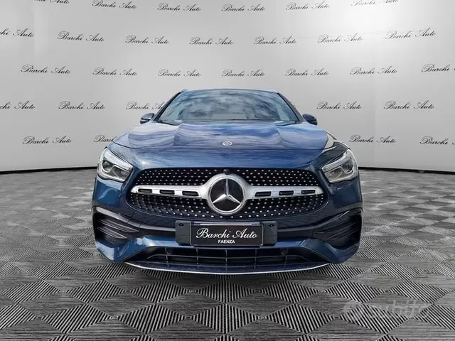 Mercedes-Benz GLA (H247)