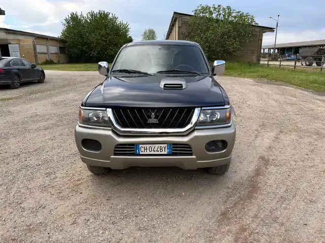 Mitsubishi Pajero Sport