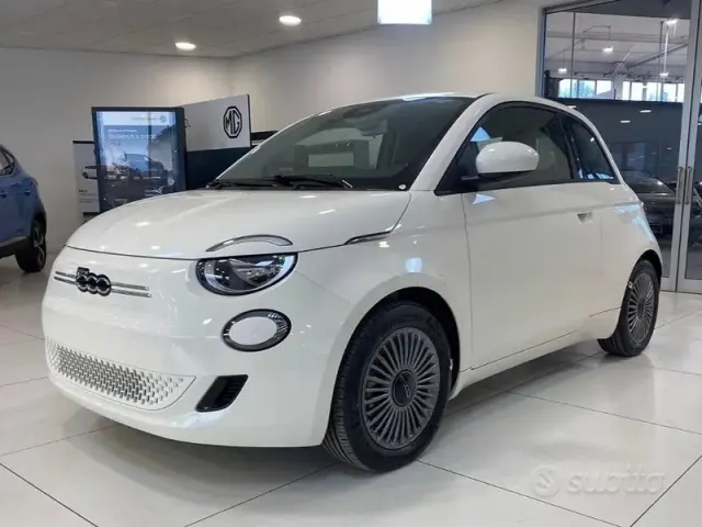 Fiat 500 (2020-->)