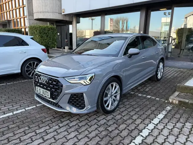 Audi RS Q3