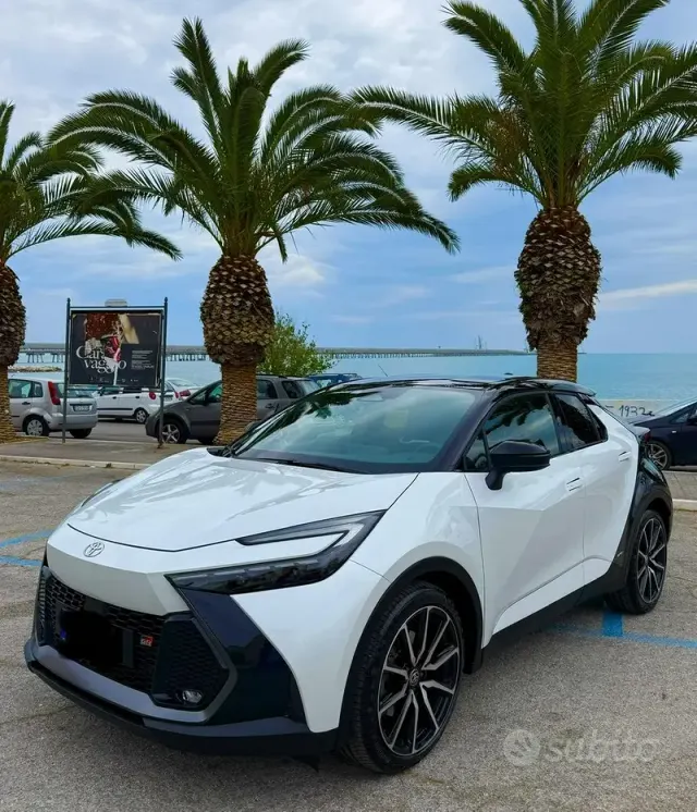 Toyota C-HR (2023-->)