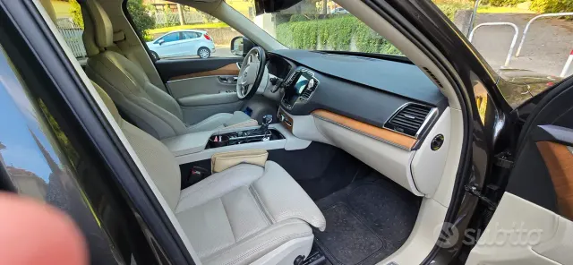 Volvo XC90 (2014-->)