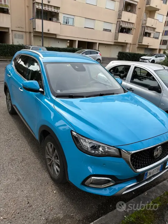 MG HS (2022-->)